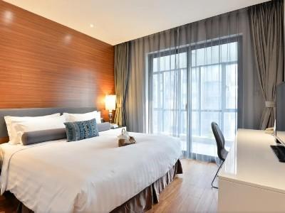 Aparthotel Court Premier 5*